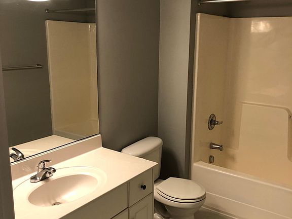 2nd image of 3117 Alexandria Dr