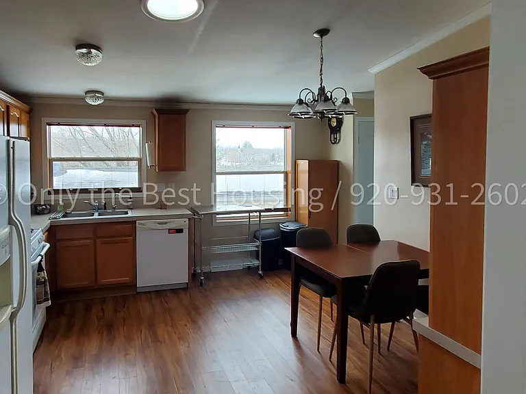 38 Apple Hill Dr — Photo 6