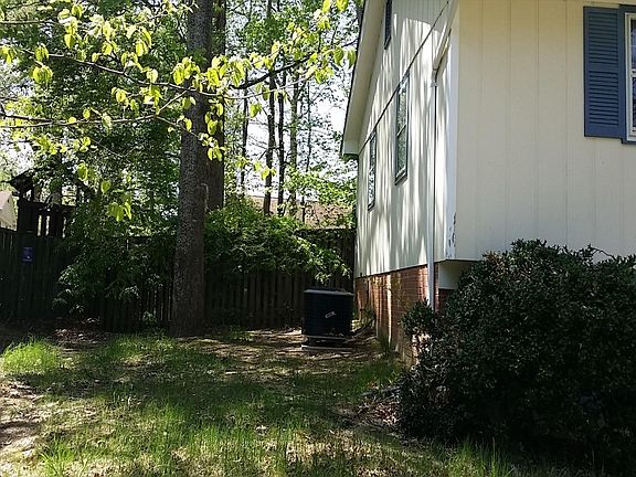 2nd image of 15708 Cranberry Ct
