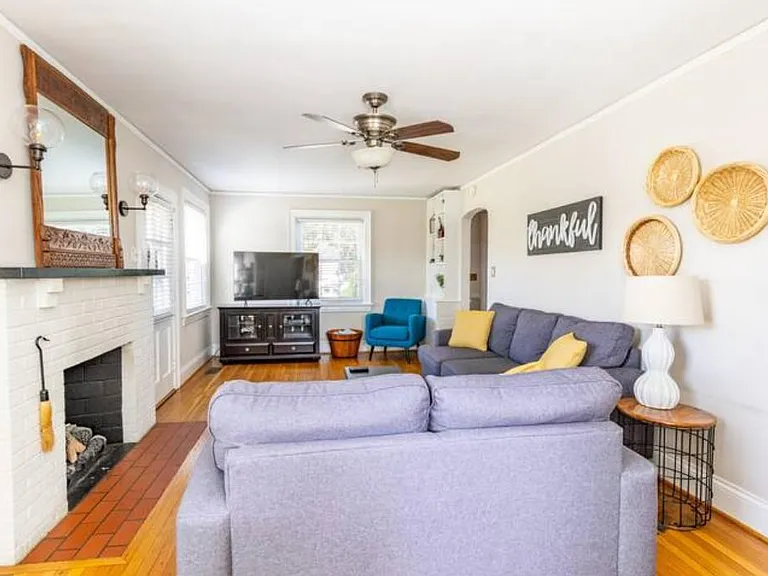 4880 Fort Ave — Photo 16