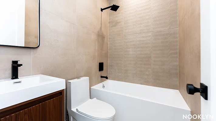 Rented by Nooklyn NYC LLC | media 17