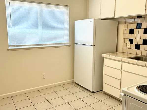 (undisclosed Address), Keyes, CA 95328