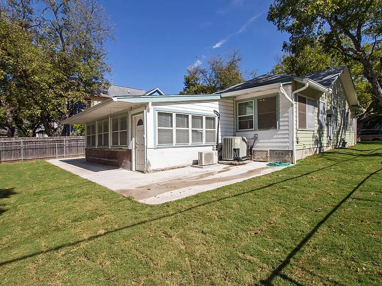 4700 Evans Ave — Photo 21