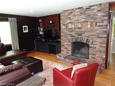 5th image of 18928 Fairmount Blvd