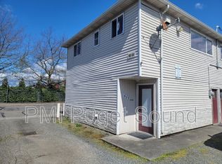 1409 N 4th St, Renton, WA 98057