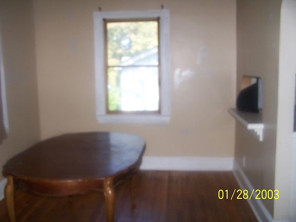 2nd image of 7055 Dorn Cres