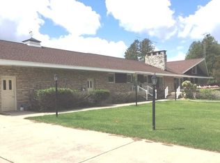4001 18th St, Menominee, MI 49858