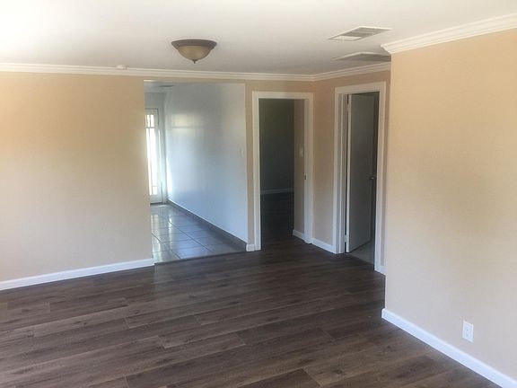 4th image of 87 E Las Flores Dr