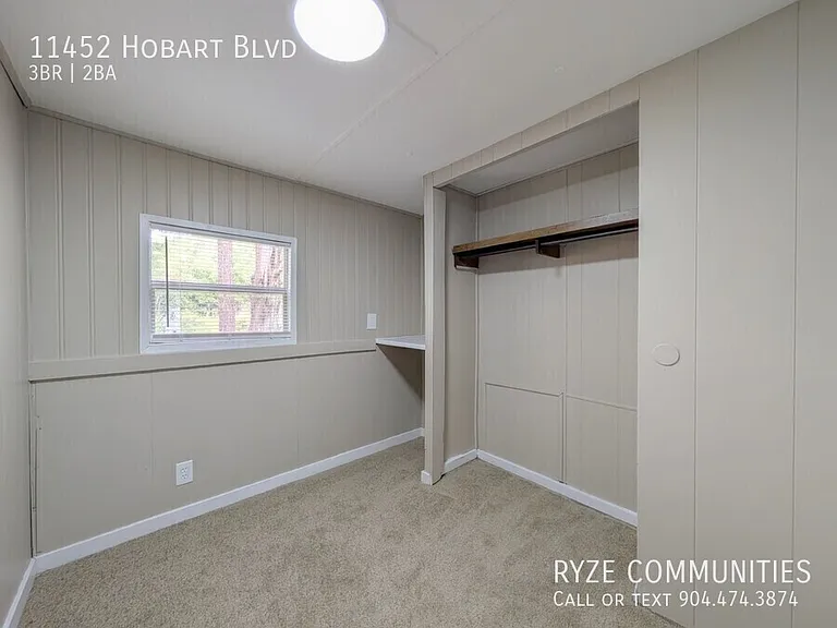 11452 Hobart Blvd — Photo 10