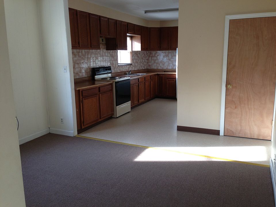 living room / kitchen