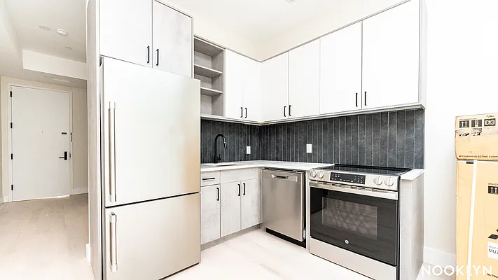 Rented by Nooklyn NYC LLC | media 4