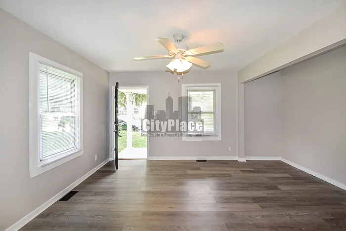 137 S Catherwood Ave — Photo 5