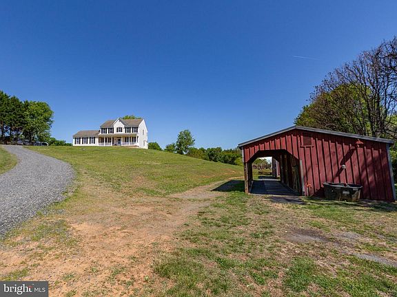 2nd image of 16390 Wayland Rd