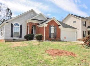 9920 Peppermint Ln, Charlotte, NC 28215