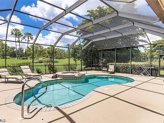 3rd image of 11152 Sierra Palm Ct