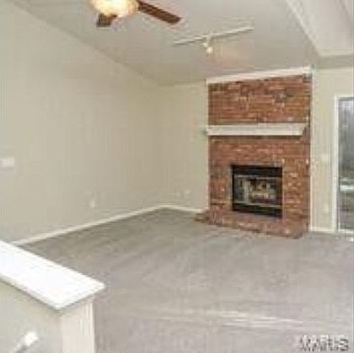 3rd image of 2405 Black Pine Ct