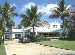 725 N Southlake Dr, Hollywood, FL 33019