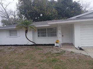 1367 Chesterfield Dr, Clearwater, FL 33756