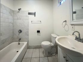 8758 Avalon Blvd, Los Angeles, CA