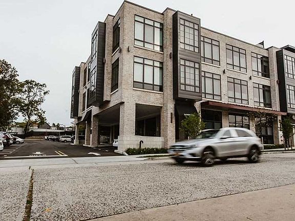 3rd image of 30 Stewart Ave Unit B