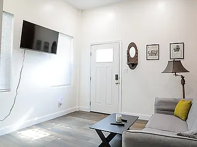 1 bed, $950 — Photo 3