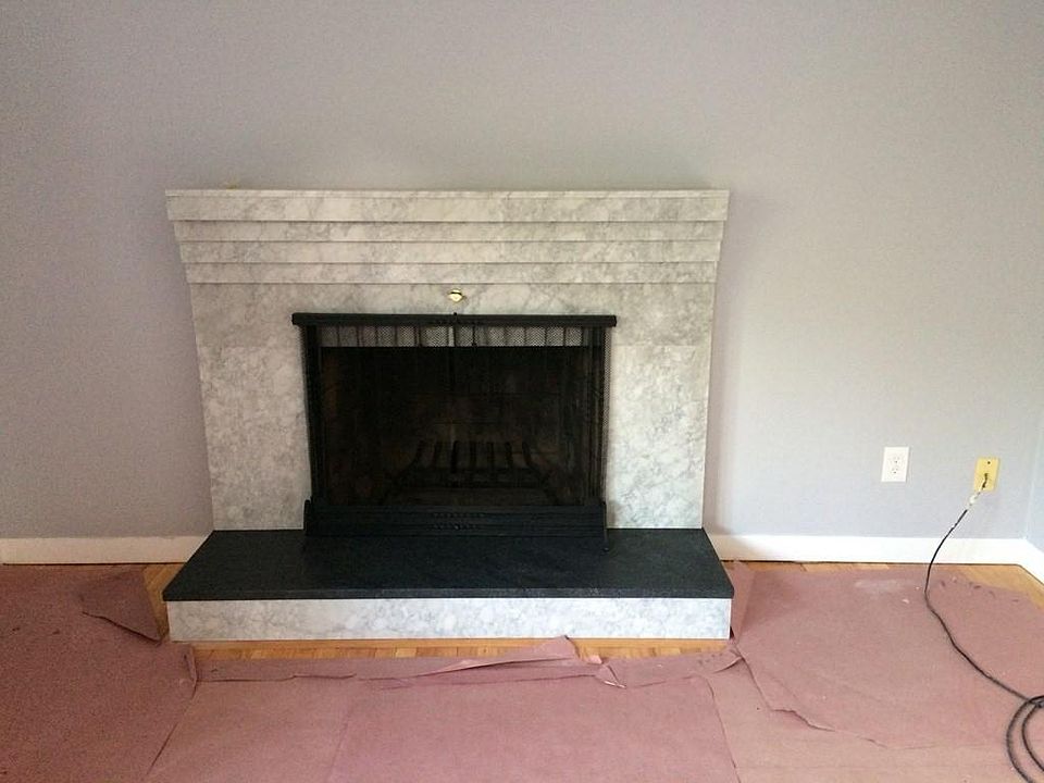 2nd image of 84 Williams St #1