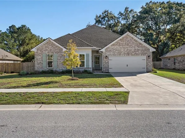 212 Ornate Ave, Fairhope, AL 36532