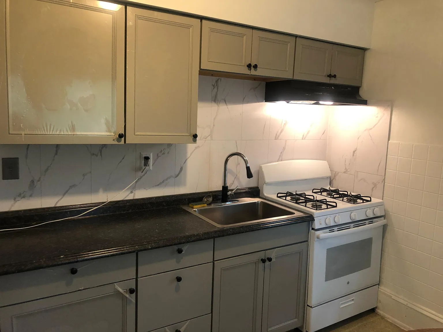 302 Mitchell St — Photo 4