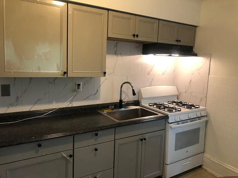 302 Mitchell St #23 — Photo 2