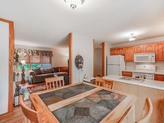 5th image of 82 103rd Ave NE