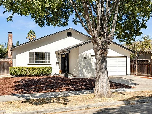 2nd image of 388 Lassenpark Cir