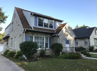 2947 N 69th St, Milwaukee, WI 53210