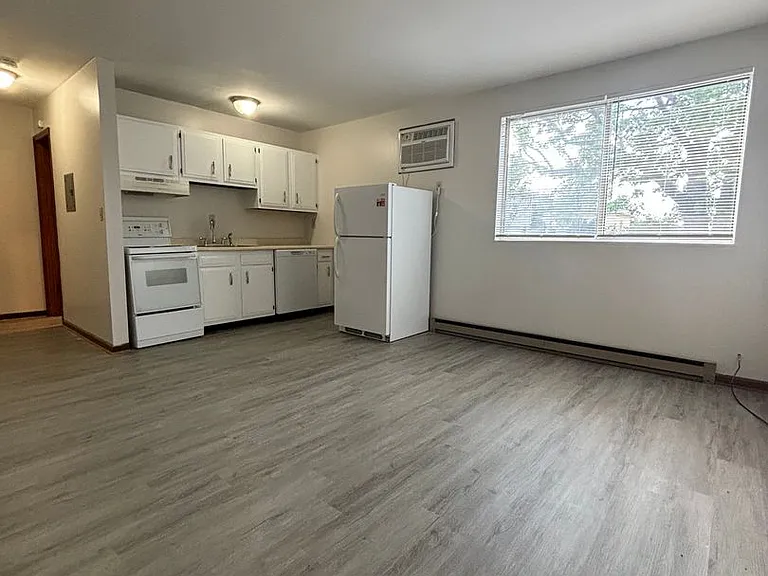 John O'Brien Apartments — Photo 1