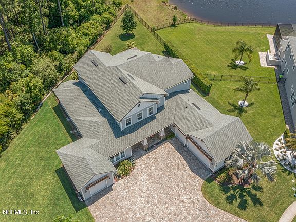 2nd image of 863 OLD BLUFF Drive