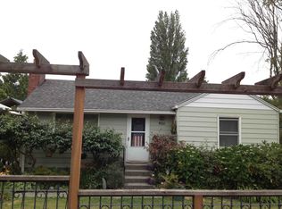 9711 8th Ave NE, Seattle, WA 98115