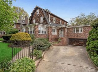3563 159th St, Flushing, NY 11358