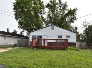 718 Smith Ln, Mount Holly, NJ 08060