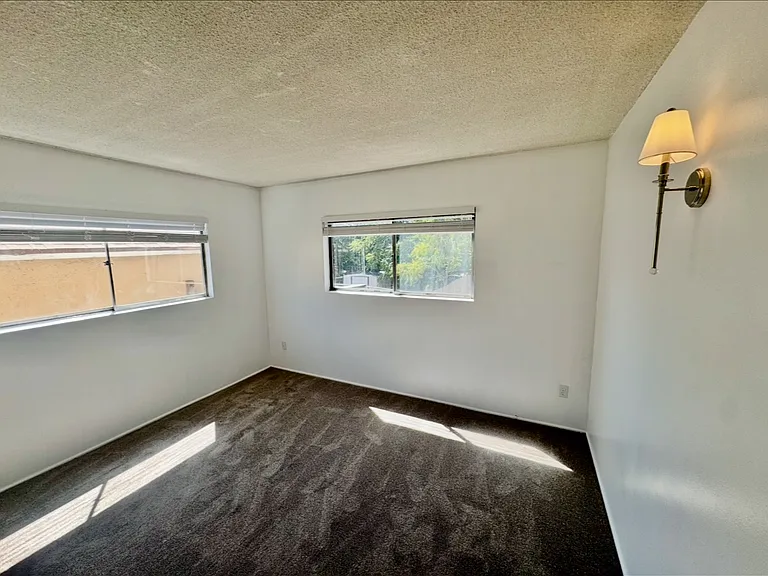 10446 Kailua Ln #2 — Photo 4