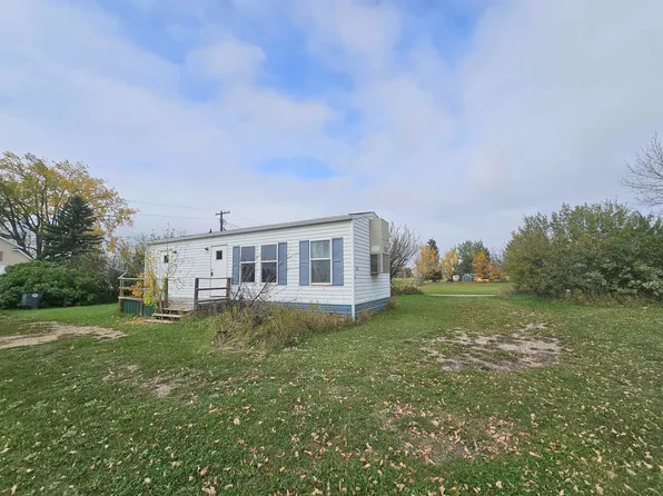308 Corona St, Ryder, ND 58779