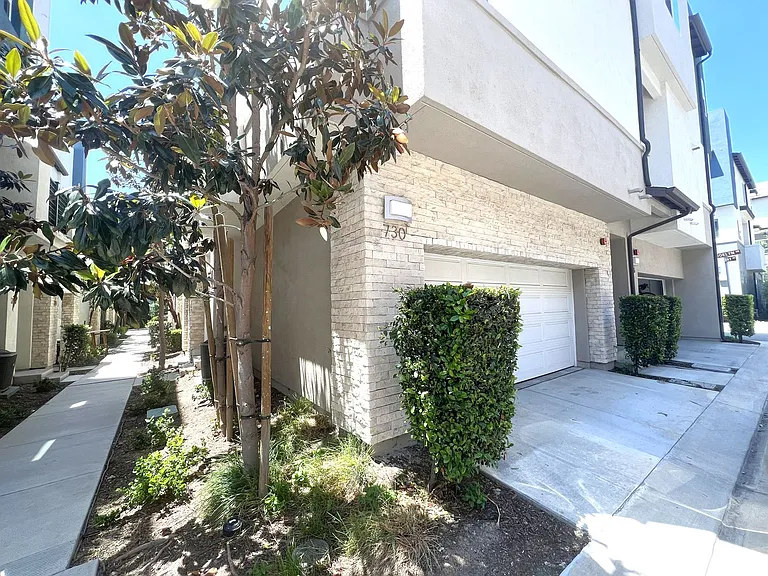 730 Brooklyn Dr — Photo 24