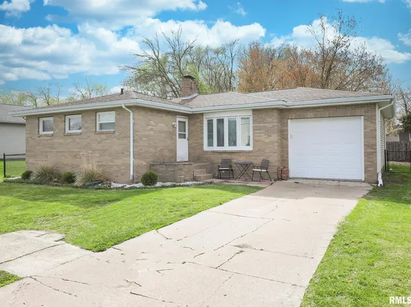 1407 53rd St, Moline, IL 61265