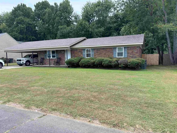 31 Foxboro Dr, Searcy, AR 72143