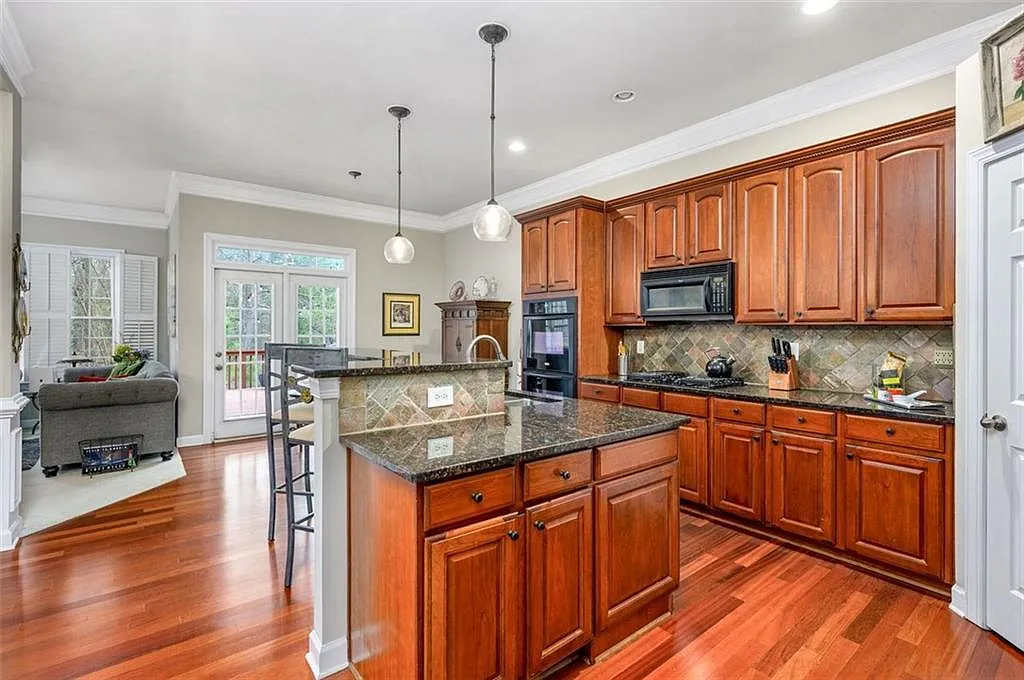 3449 Kiveton Dr — Photo 1