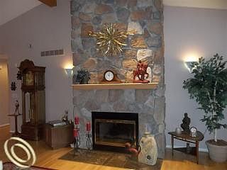 2nd image of 52614 Winsome Ln