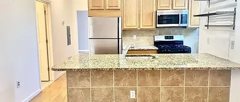 454 Central Ave #2-R — Photo 17