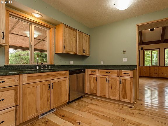 5th image of 15316 NE 53rd Ave