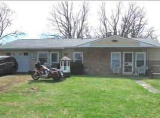1127 Frisbie Blvd, Springfield, MI 49037