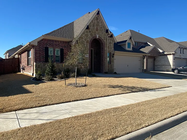 2010 Ranchwood Dr #1 — Photo 3