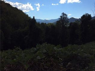 99999 Fisher Creek Rd, Sylva, NC 28779