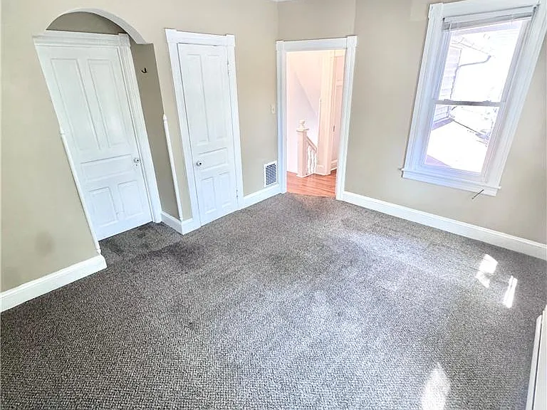 229 E Union Blvd #2 — Photo 5